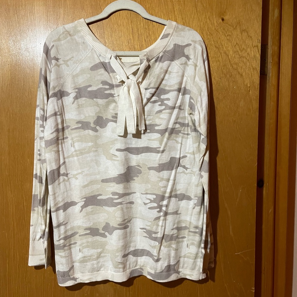 Sanctuary Tie Back Camo Sweater
